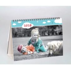 CALENDRIER DE BUREAU ILLUSTRE DE 7 PHOTOS COLORISEES D'ENFANTS ET D'ANIMAUX